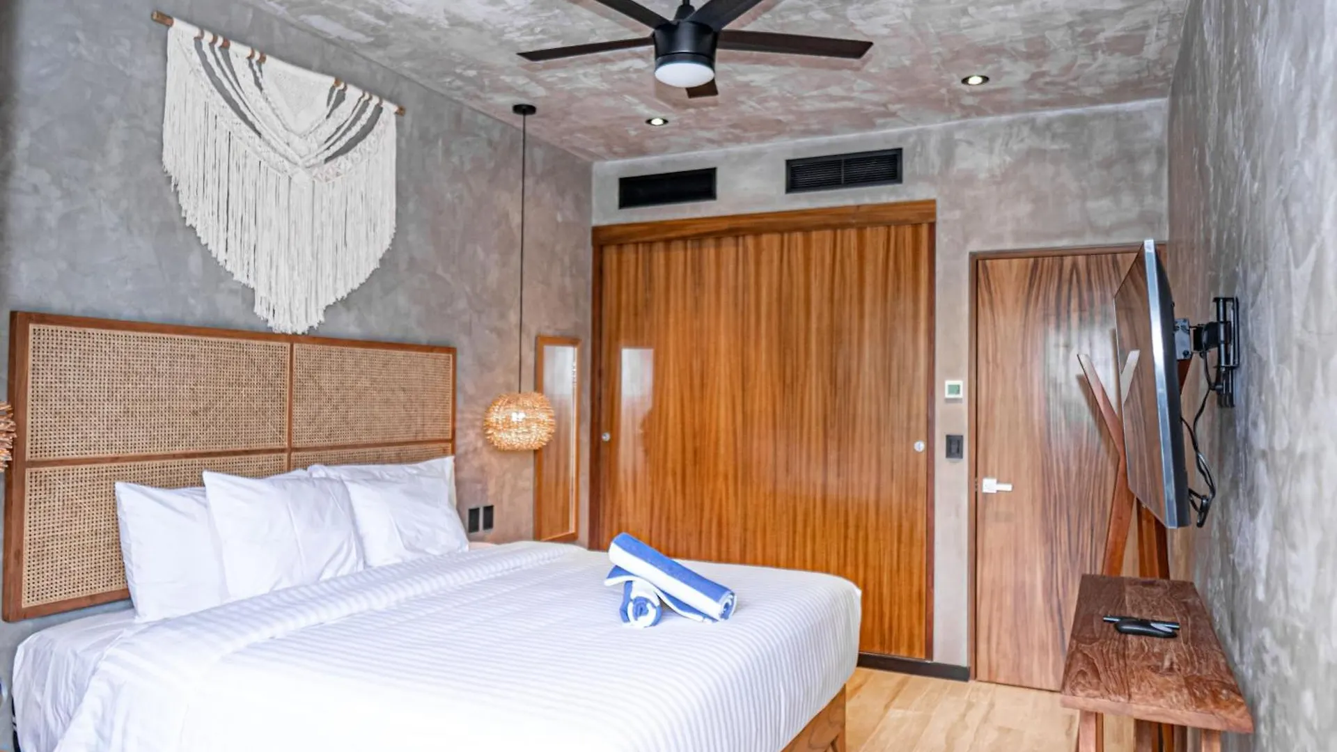 Tuk Tulum Apartment 0*,